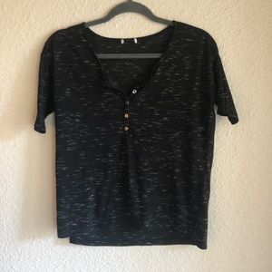 ⭐️ Boxy, Flowy Top w Tight Sleeves